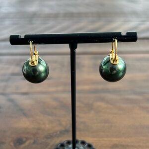 Sterling Silver 14K Gold Plated Tahitian Style Peacock Green Glass Pearl Earring